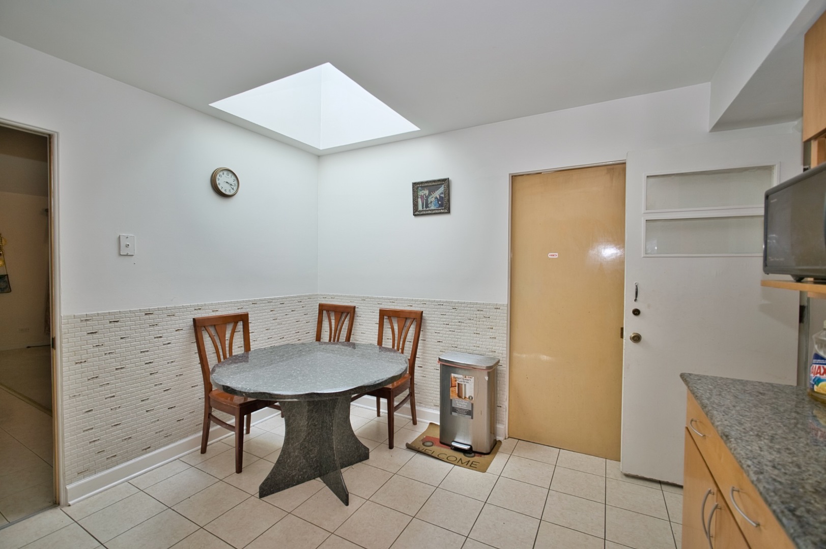 4454 Concord Lane Skokie IL 60076