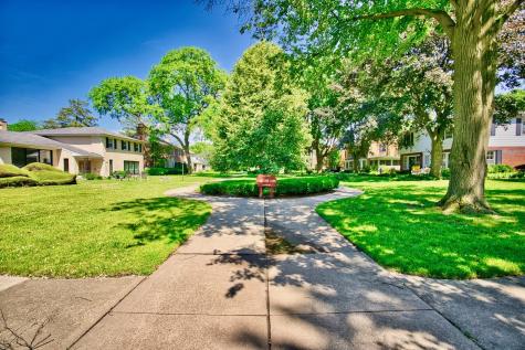 4454 Concord Lane Skokie IL 60076