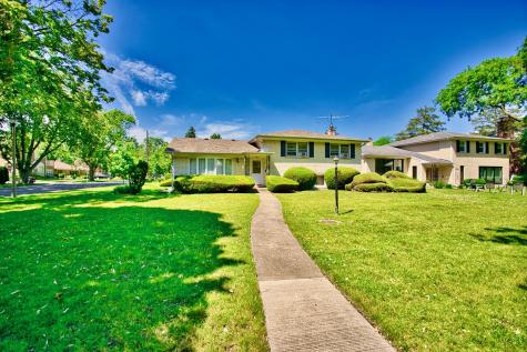 4454 Concord Lane Skokie IL 60076
