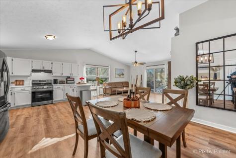 117 South West Benedict Drive Poplar Grove IL 61065
