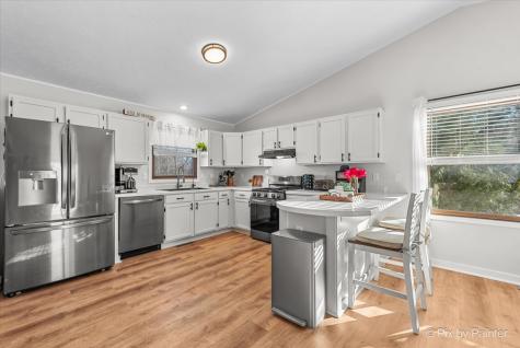 117 South West Benedict Drive Poplar Grove IL 61065