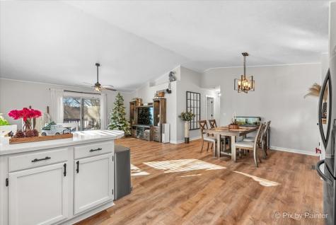 117 South West Benedict Drive Poplar Grove IL 61065