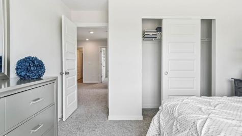1858 Keating Drive Aurora IL 60503
