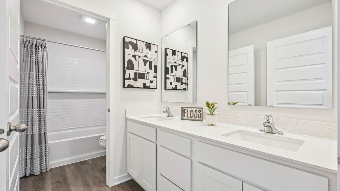1858 Keating Drive Aurora IL 60503