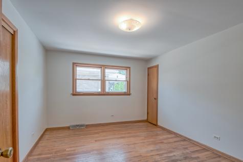 6651 North Oconto Avenue Chicago IL 60631