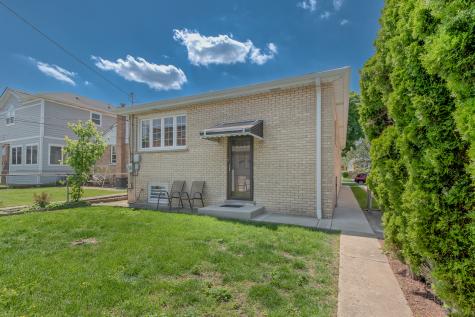 6651 North Oconto Avenue Chicago IL 60631