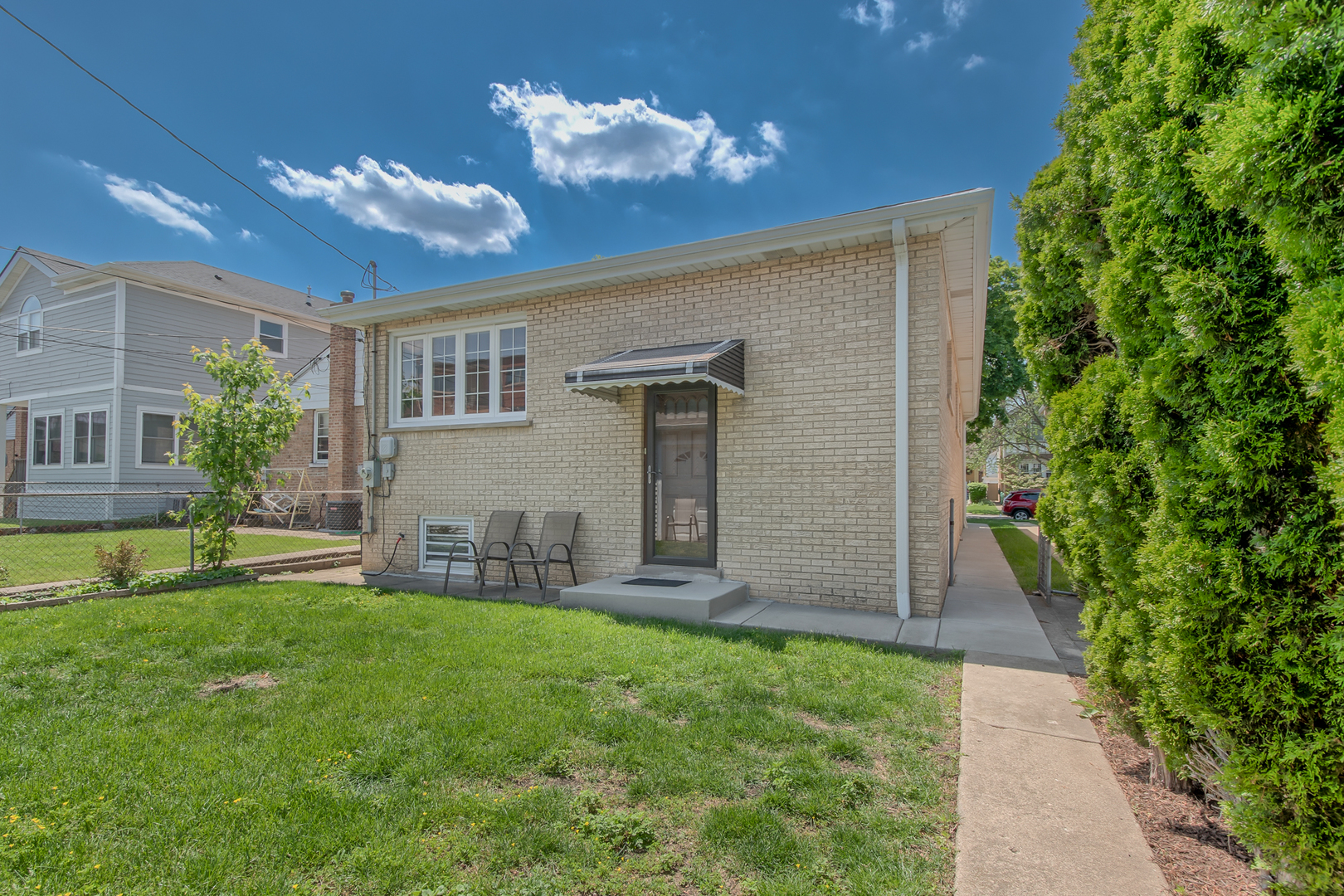 6651 North Oconto Avenue Chicago IL 60631