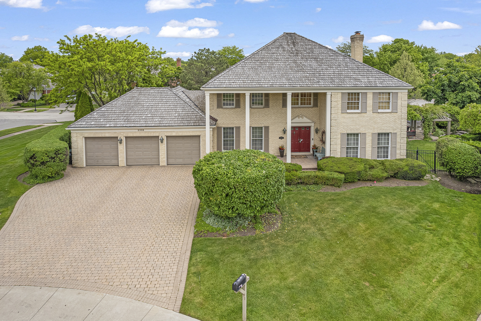 Glenview IL, 2308 Indian Ridge Drive