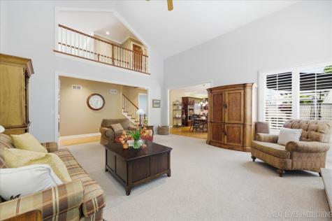 1914 North Ridge Avenue Arlington Heights IL 60004