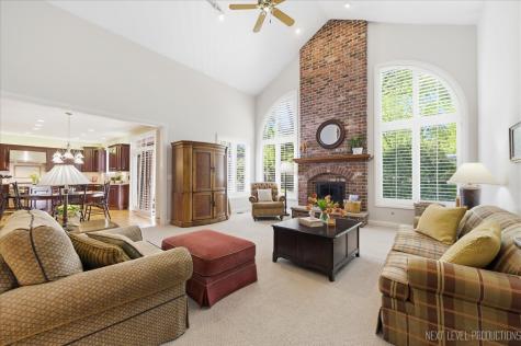 1914 North Ridge Avenue Arlington Heights IL 60004