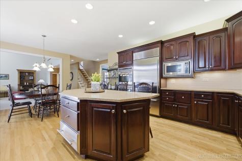 1914 North Ridge Avenue Arlington Heights IL 60004