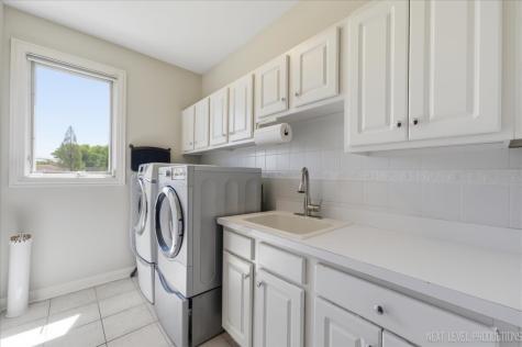 1914 North Ridge Avenue Arlington Heights IL 60004