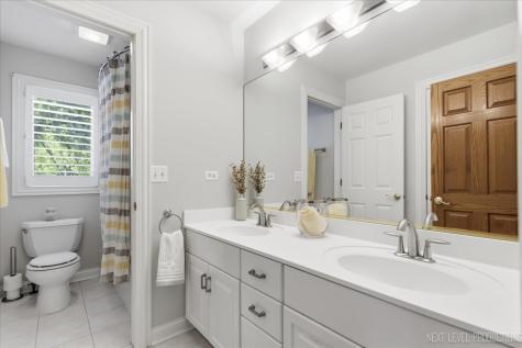 1914 North Ridge Avenue Arlington Heights IL 60004