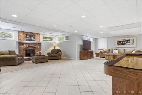 1914 North Ridge Avenue Arlington Heights IL 60004