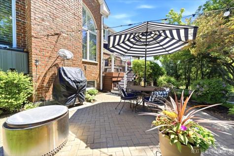 1914 North Ridge Avenue Arlington Heights IL 60004