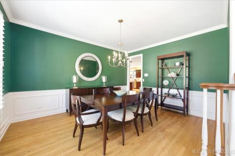 1914 North Ridge Avenue Arlington Heights IL 60004