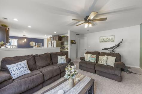 216 Maryland Lane Pingree Grove IL 60140
