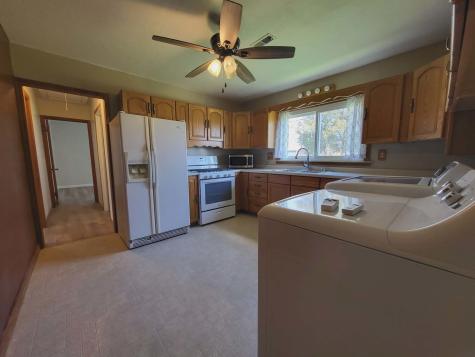 405 South Grove Street Colfax IL 61728