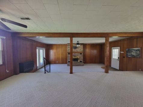 405 South Grove Street Colfax IL 61728
