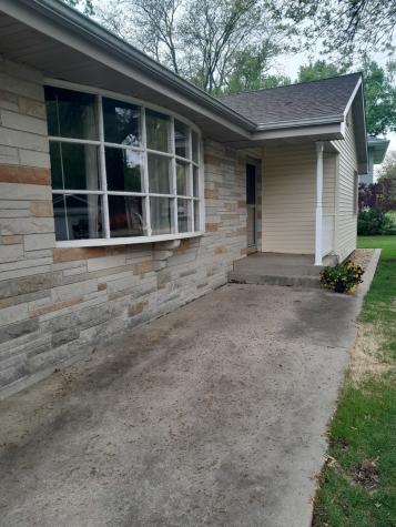 1503 Lakewood Drive Mendota IL 61342