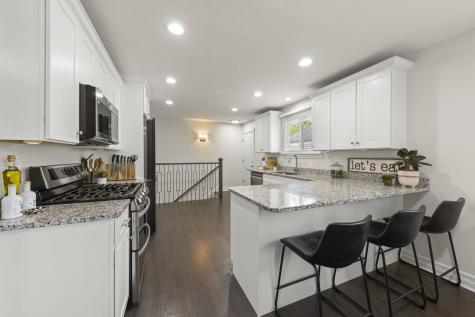 648 South Main Street Naperville IL 60540