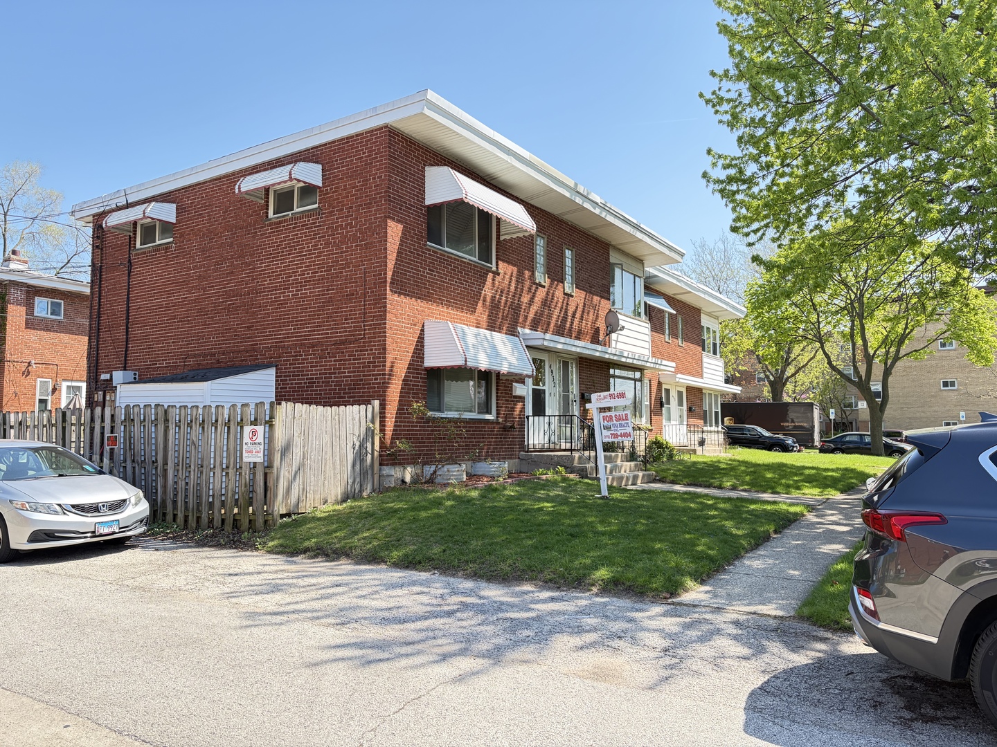 4932 Crain Street Skokie IL 60077