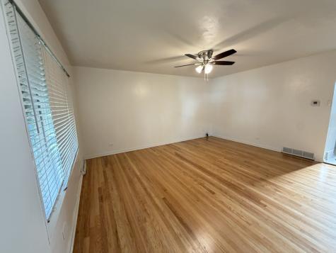 4932 Crain Street Skokie IL 60077