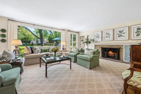 936 Sunset Road Winnetka IL 60093