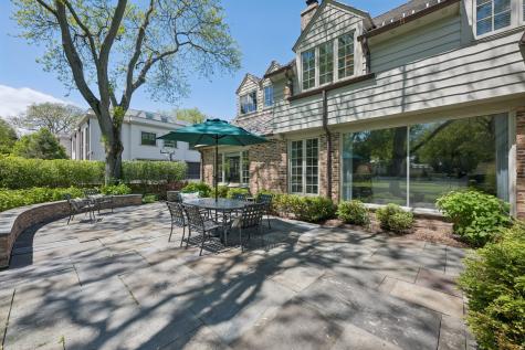 936 Sunset Road Winnetka IL 60093