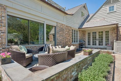 936 Sunset Road Winnetka IL 60093