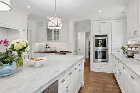 936 Sunset Road Winnetka IL 60093