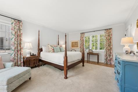 936 Sunset Road Winnetka IL 60093