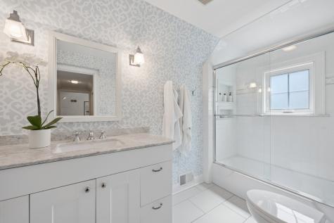 936 Sunset Road Winnetka IL 60093