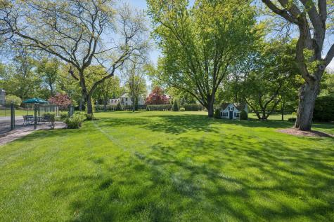 936 Sunset Road Winnetka IL 60093