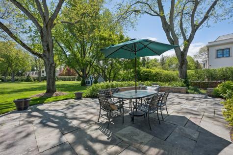 936 Sunset Road Winnetka IL 60093
