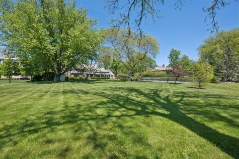 936 Sunset Road Winnetka IL 60093