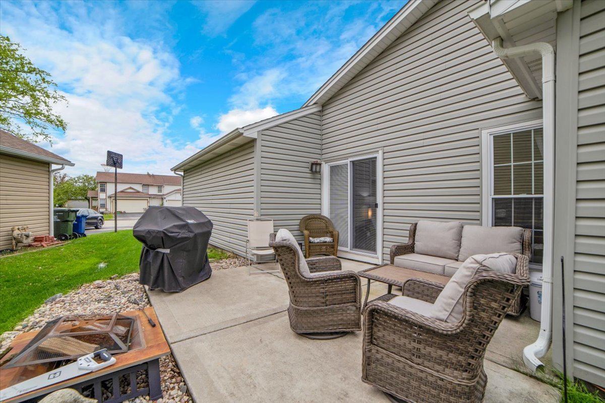 1846 Shetland Road Naperville IL 60565