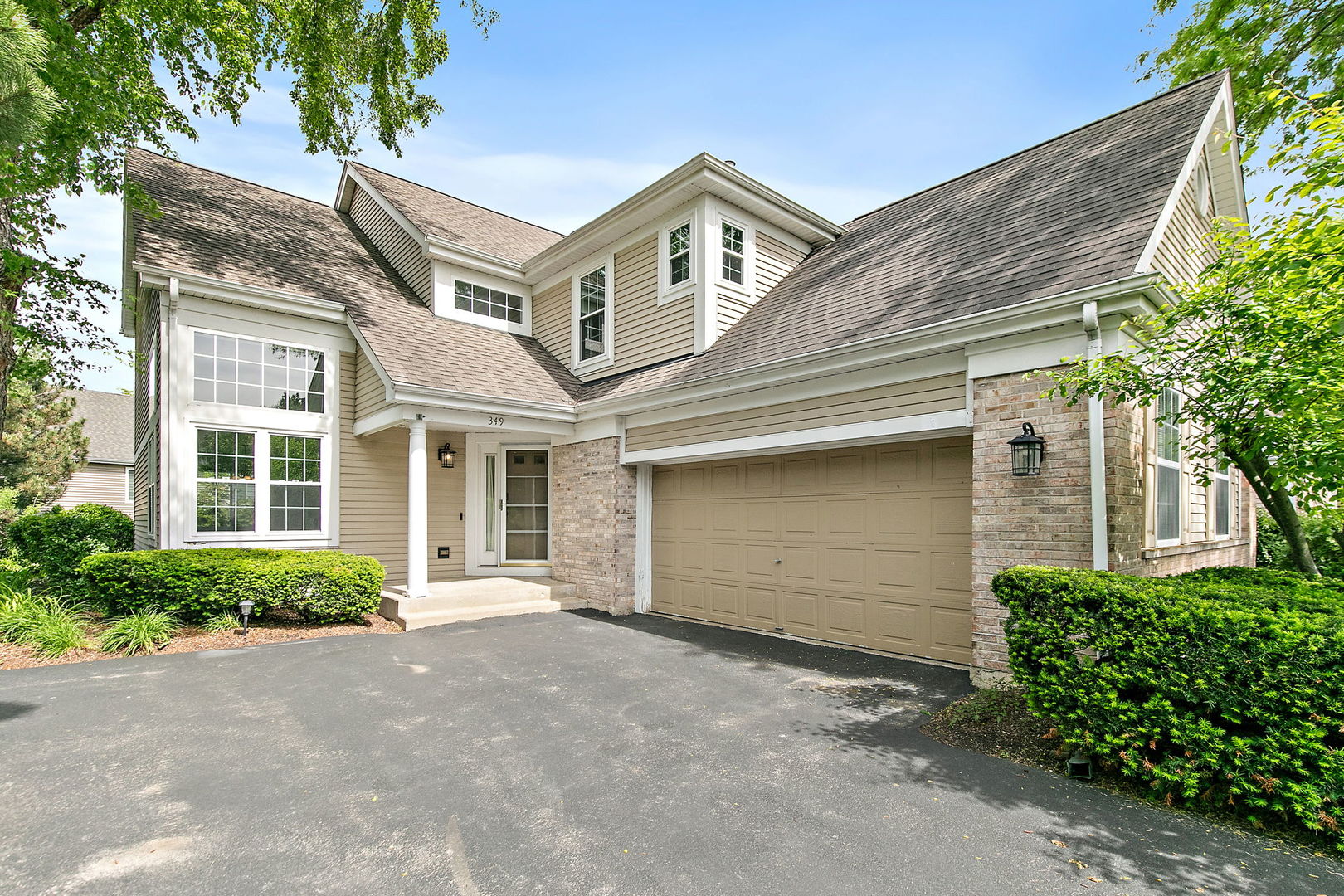 349 Hampton Court Crystal Lake IL 60012