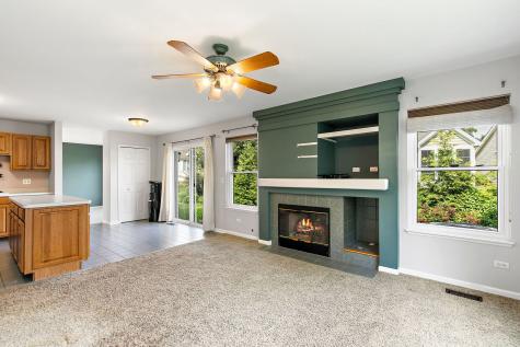 349 Hampton Court Crystal Lake IL 60012