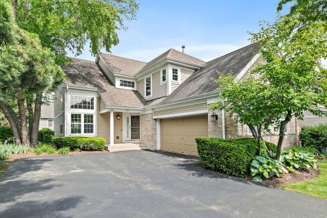 349 Hampton Court Crystal Lake IL 60012