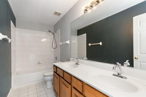 349 Hampton Court Crystal Lake IL 60012