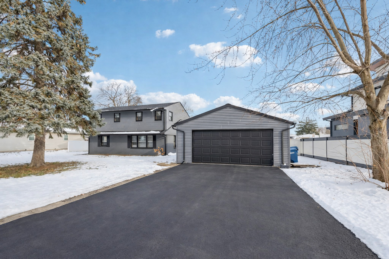 4N327 7TH Avenue Addison IL 60101