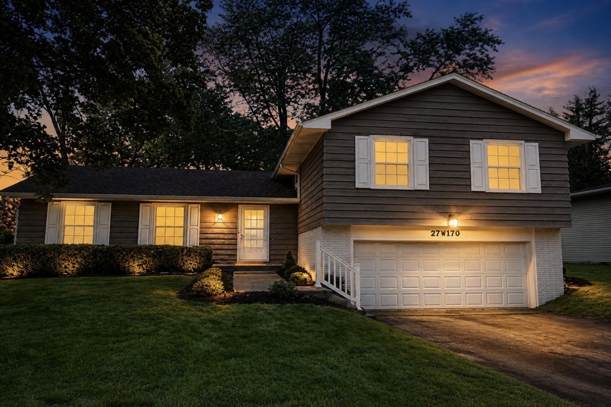 27W170 Fleming Drive Winfield IL 60190