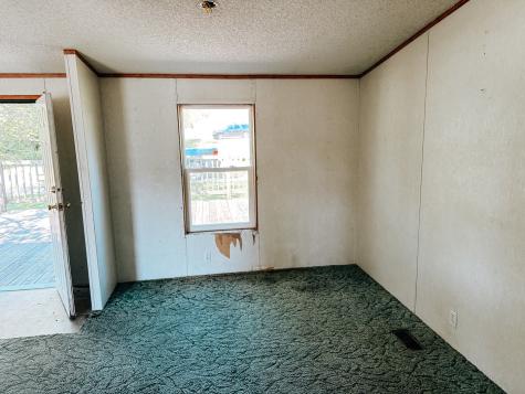 314 1/2 E Seminary Avenue Onarga IL 60955