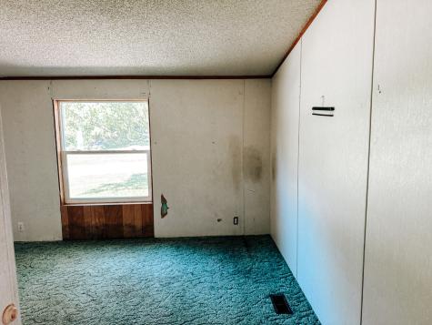 314 1/2 E Seminary Avenue Onarga IL 60955