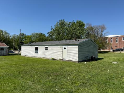 314 1/2 E Seminary Avenue Onarga IL 60955