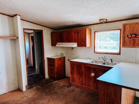 314 1/2 E Seminary Avenue Onarga IL 60955