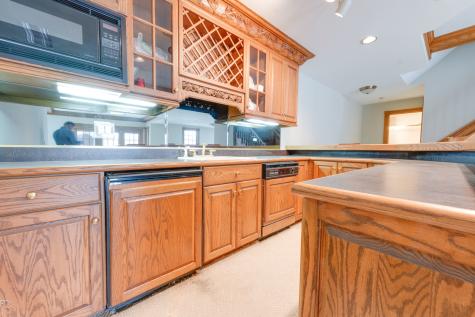 813 Fox Glen Drive St. Charles IL 60174