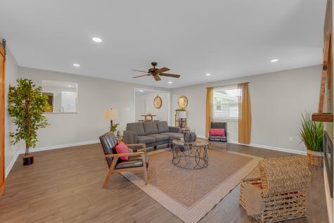 12155 East Gregg Boulevard Momence IL 60954