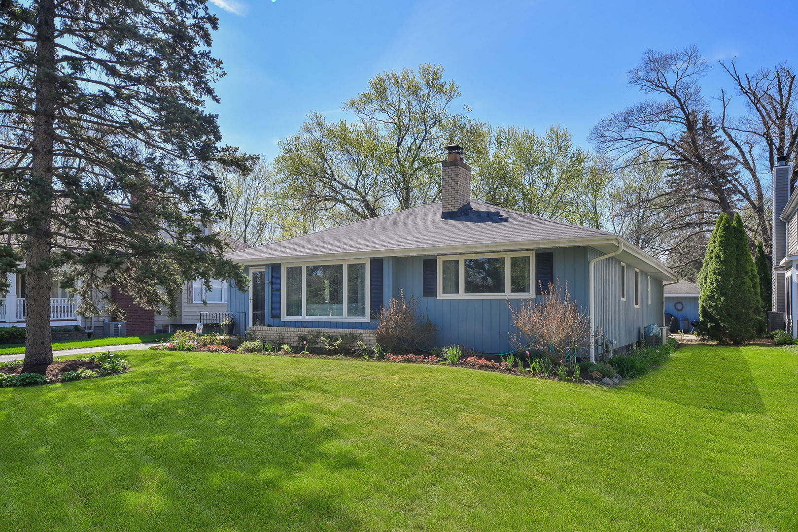 28W521 Warrenville Road Warrenville IL 60555
